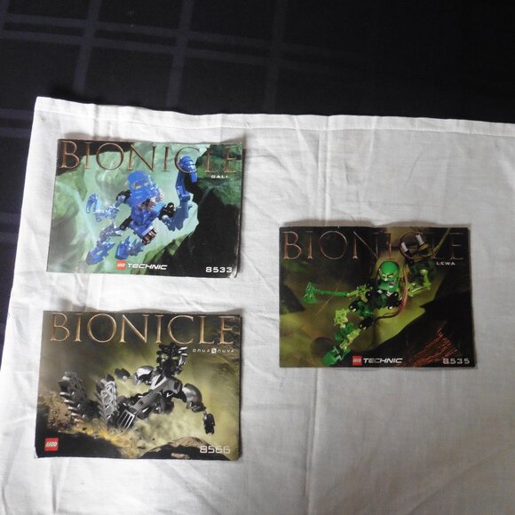 Lego Bionicle Instruction Manual Book ( Sets 8566 , 8535 , 8533 ) - Picture 1 of 4